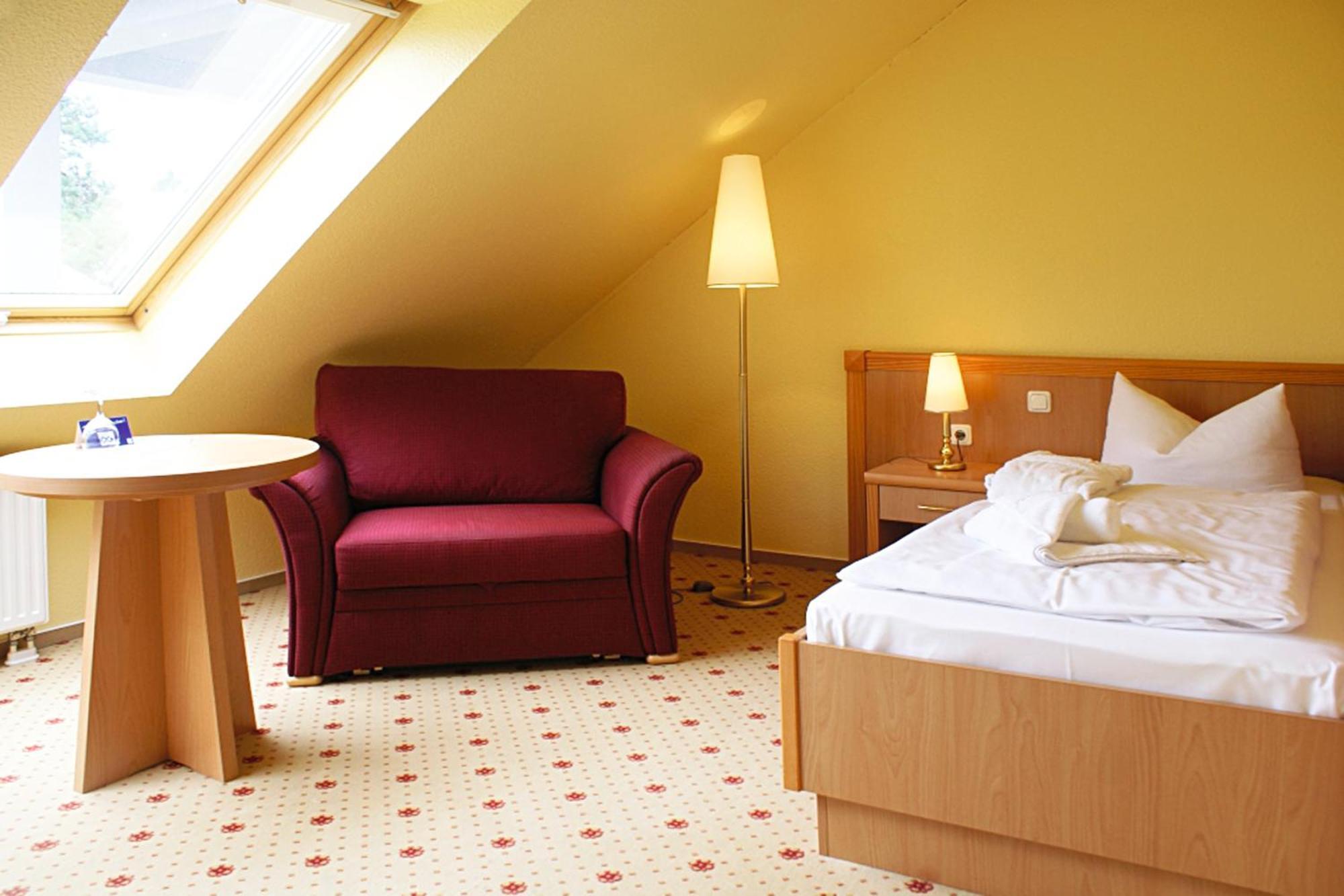 Ostseehotel Villen Im Park - Ein Rovell Hotel Херингсдорф Экстерьер фото