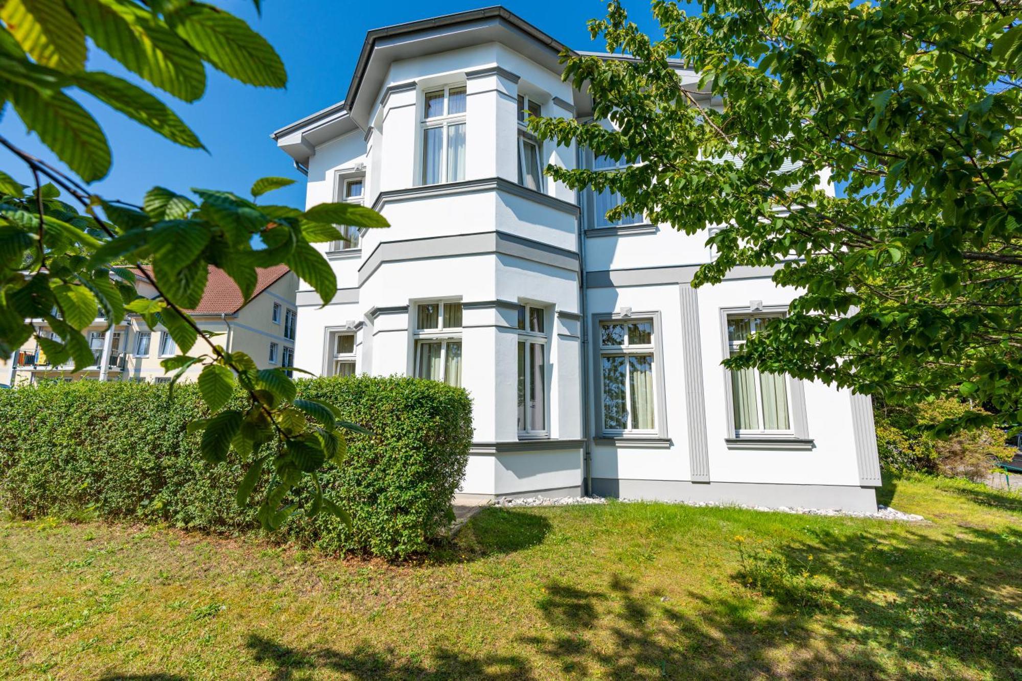 Ostseehotel Villen Im Park - Ein Rovell Hotel Херингсдорф Экстерьер фото