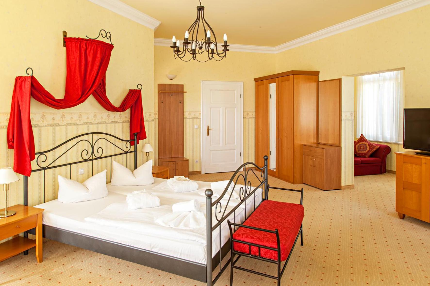 Ostseehotel Villen Im Park - Ein Rovell Hotel Херингсдорф Экстерьер фото