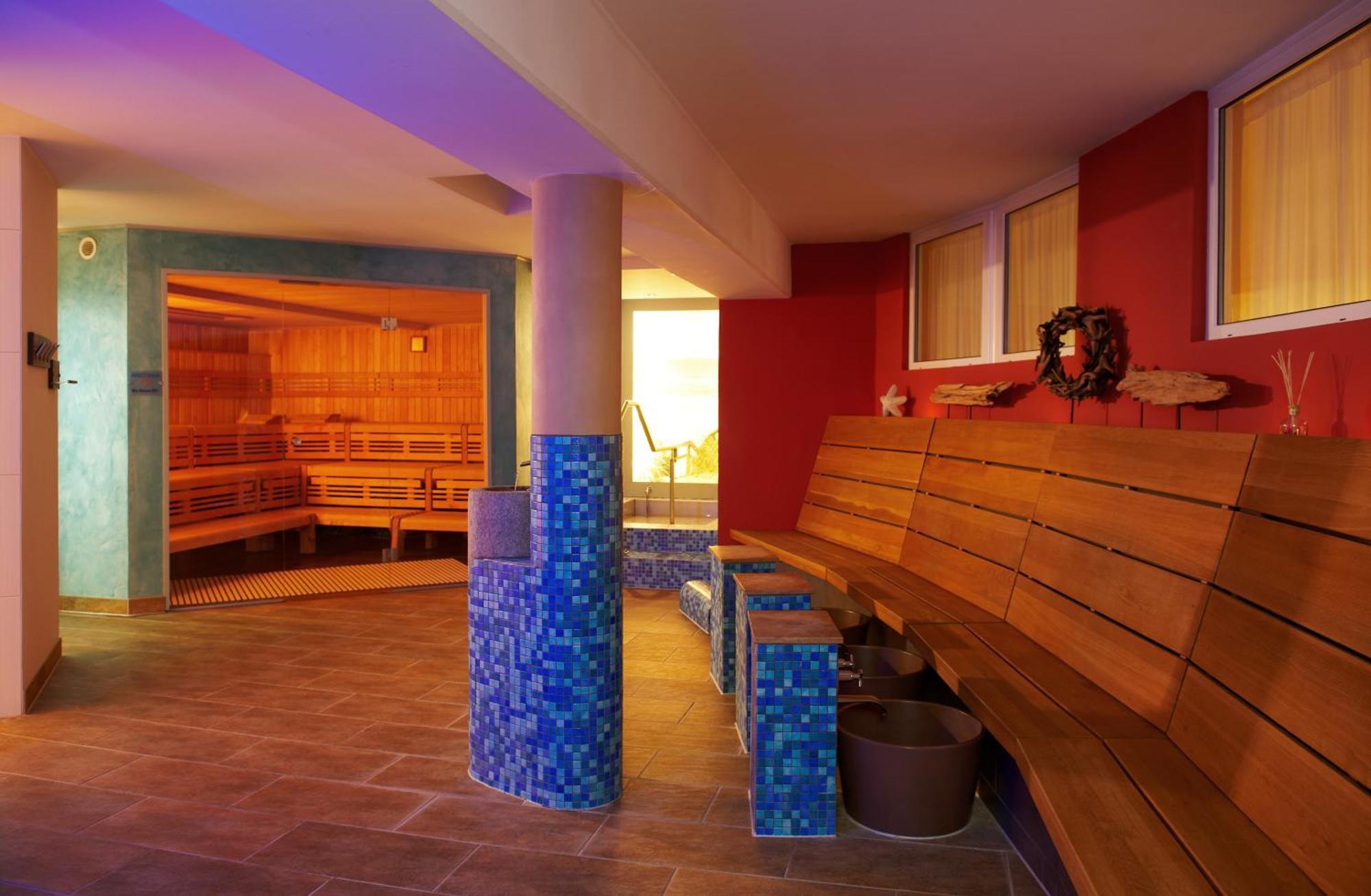Ostseehotel Villen Im Park - Ein Rovell Hotel Херингсдорф Экстерьер фото