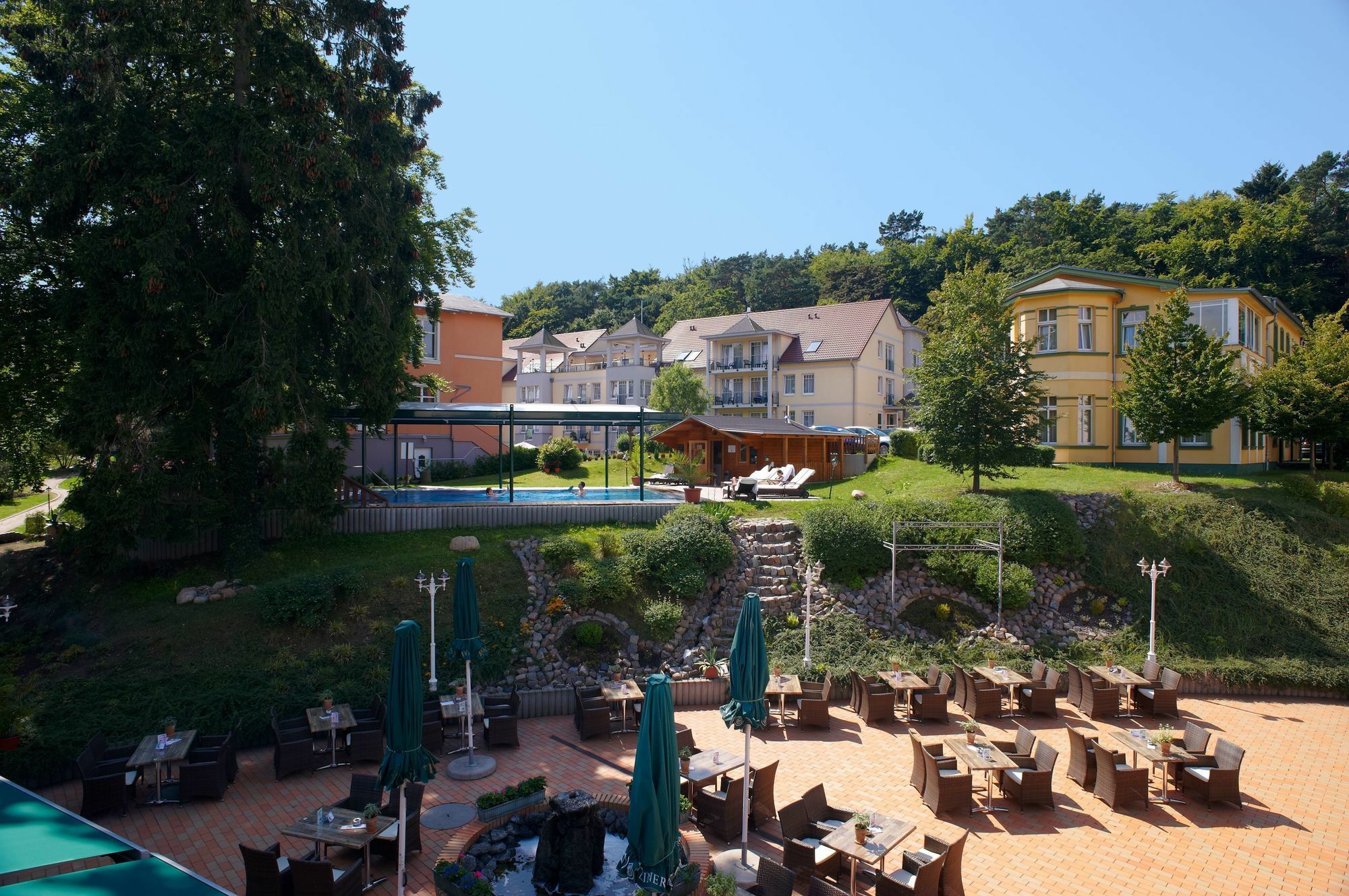 Ostseehotel Villen Im Park - Ein Rovell Hotel Херингсдорф Экстерьер фото
